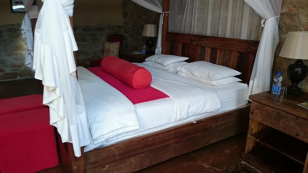 Plettenberg Bay Game Reserve: The Baroness Safari Lodge Exterior foto